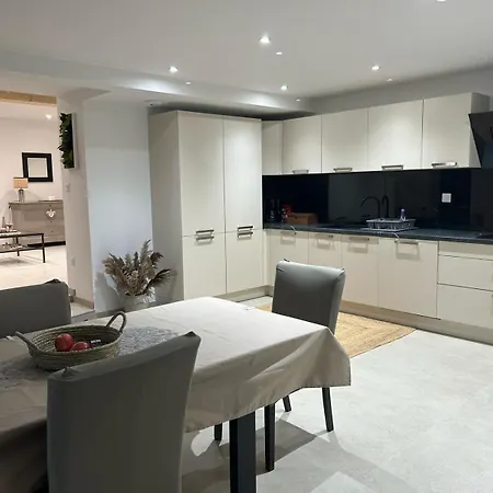 Maison Colmar, Spacieuse, Accueillante , Confortable Au Calme 아파트 *