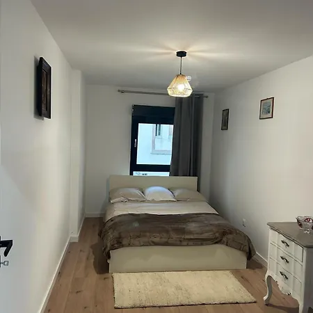 Maison Colmar, Spacieuse, Accueillante , Confortable Au Calme *