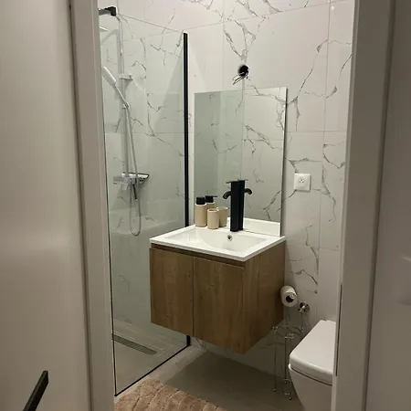 Maison Colmar, Spacieuse, Accueillante , Confortable Au Calme *