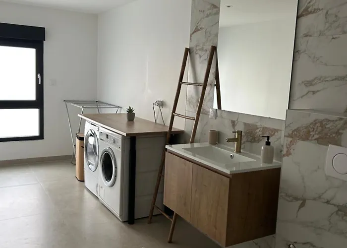 아파트 Maison Colmar, Spacieuse, Accueillante , Confortable Au Calme *